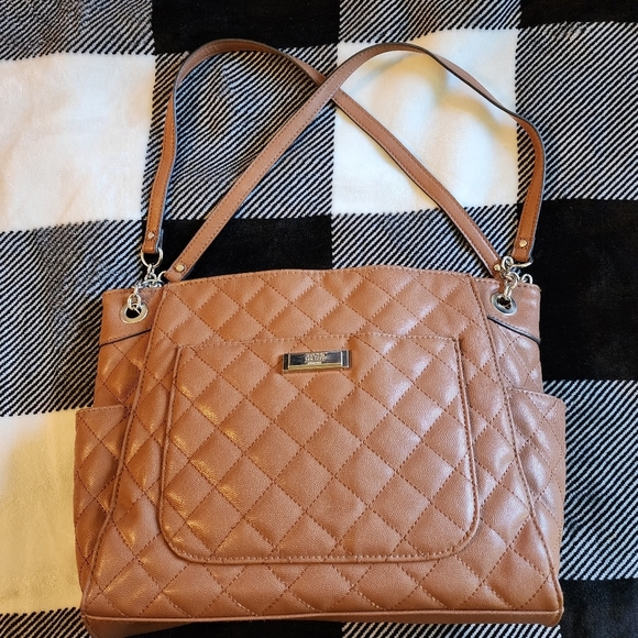 Jones New York Handbags - Jones New York light brown quilted leather shoulder bag